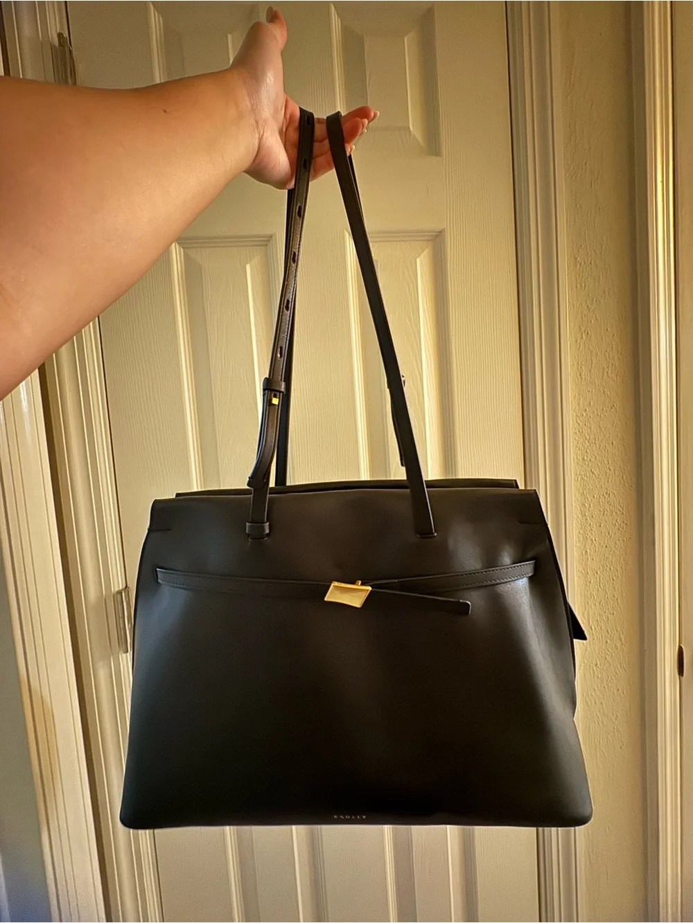 RADLEY LONDON Christina Zip Black Tote Shoulder Bag with Gold Accent